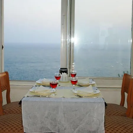 Royal Szálloda 3*