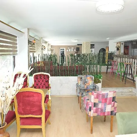 Royal Szálloda 3*